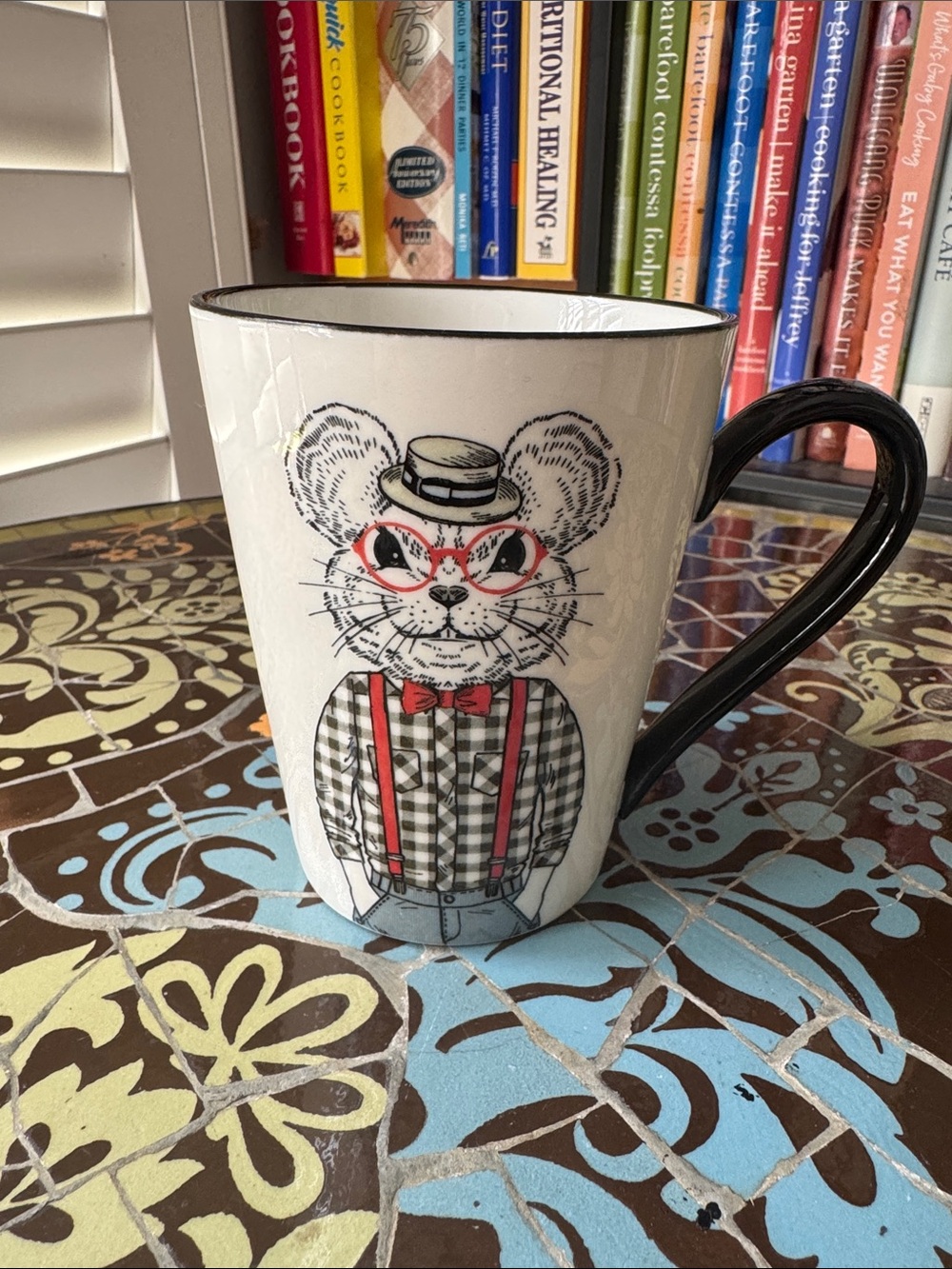 SIGNATURE Hipster Mouse MUG - Picture 2 of 4